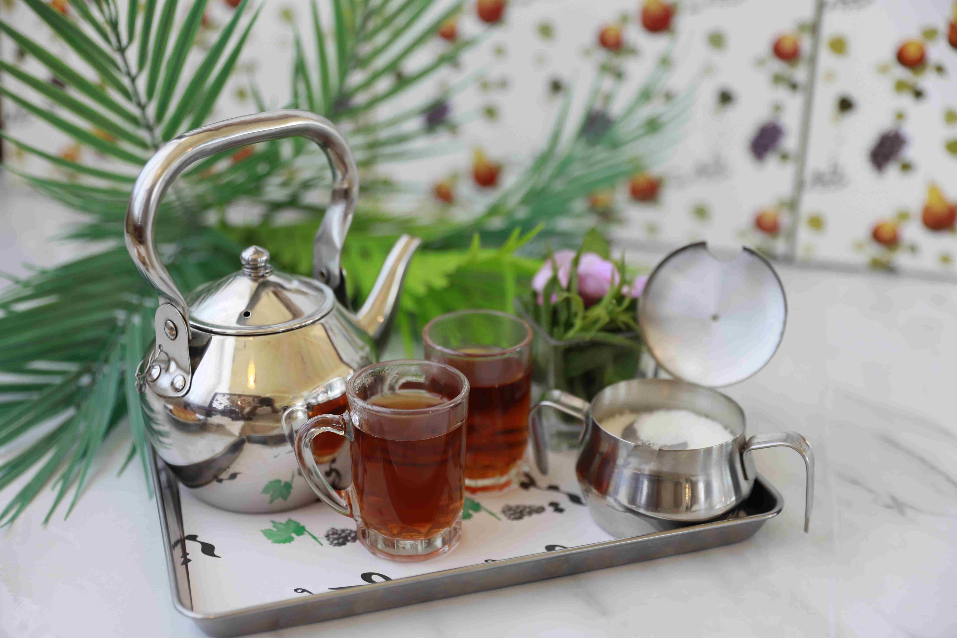 شاي معطر براد صغير